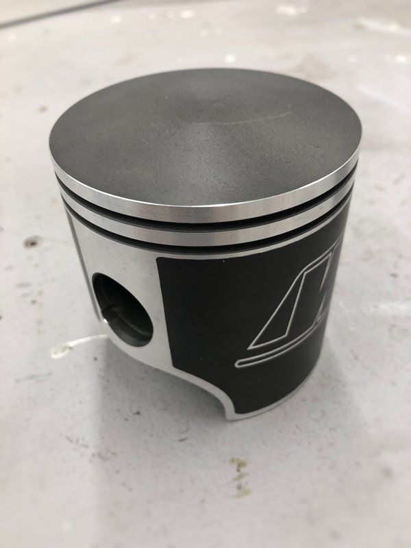 Piston wear and replacement intervals